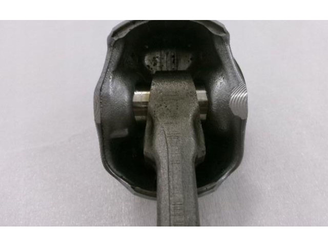 Píst 120104242R   Renault Captur     