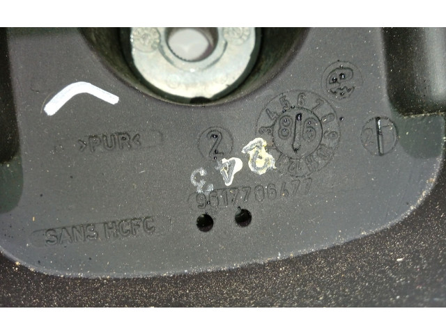 Volant Citroen Saxo 1999 9617706477  