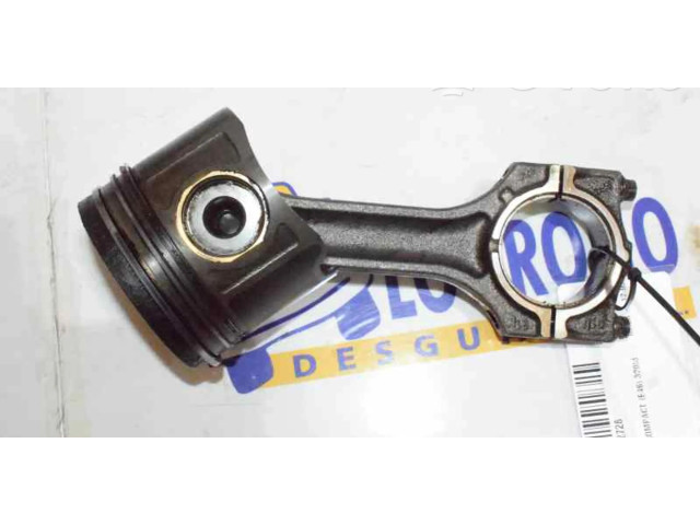 Ojnice  11247805253    BMW 3 E46  2.0
