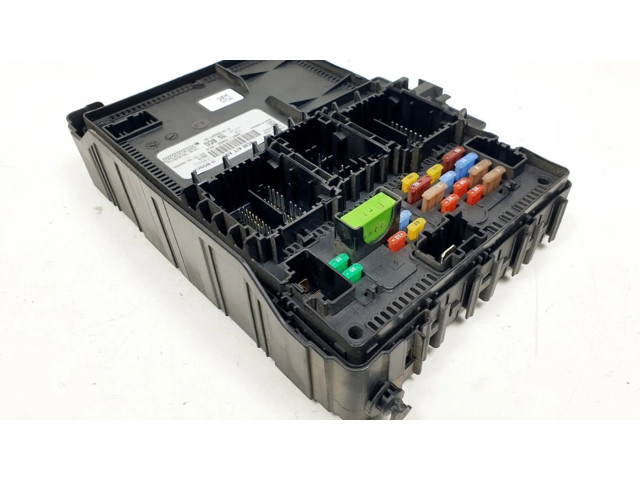 Блок предохранителей JX6T15604BCG, F005V02945   Ford Focus    