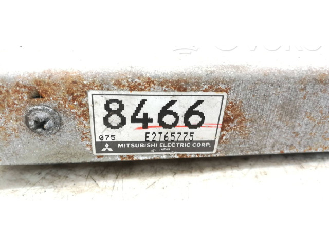 Блок управления двигателя MD328466, E2T65775   Mitsubishi Colt
