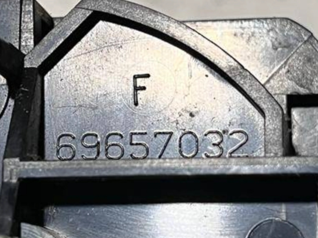 Блок управления климат-контролем 69657032   Mitsubishi Colt