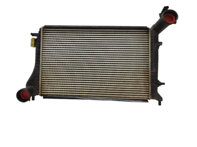 Интеркулер  1K0145928D   Volkswagen Caddy 