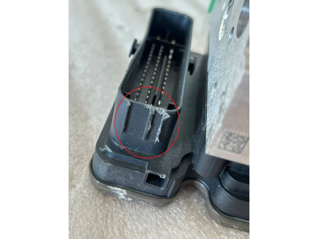 Jednotka ABS 9J1614095S   Porsche Taycan 9J1 2019