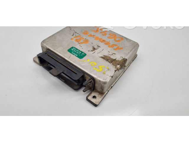 Řídící jednotka 0280000304, 90122322   Opel Ascona C 1985