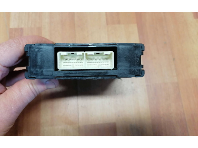 Блок управления коробки передач 319597136R, MB1127008136   Renault Espace V (RFC)
