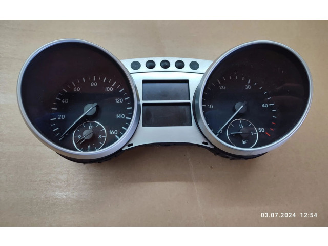 Přístrojová deska  Mercedes-Benz ML W164 2006 A2515402748  
