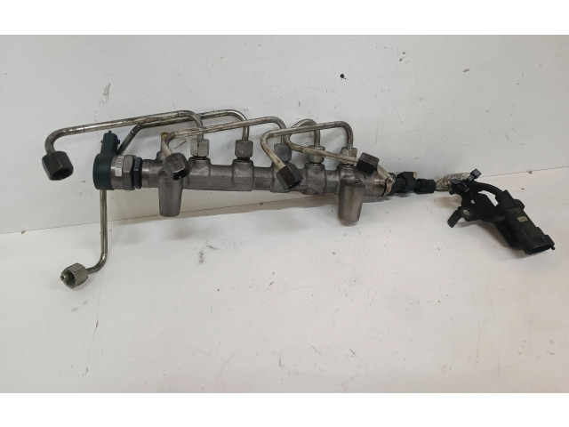 Vstřikovací lišta 0445214324, 55578285   Opel Zafira C     