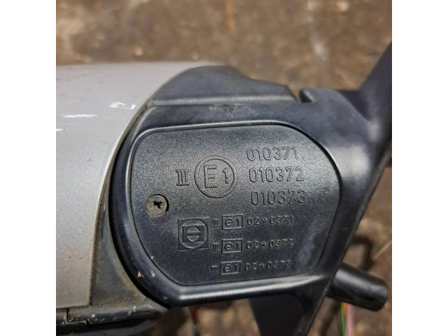 Zpětné zrcátko pravé BMW 7 E38 2000  010371  