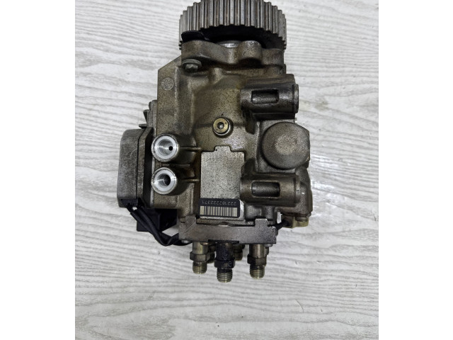 Топливный насос 059130106M, 0470506037    Audi A4 S4 B6 8E 8H   