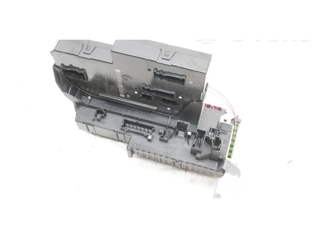 Блок предохранителей  A2049060105   Mercedes-Benz C W204    