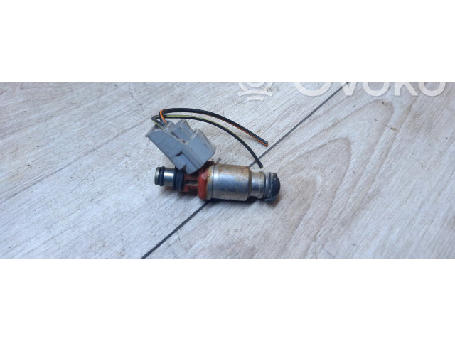Vstřikovač 2325016160   Toyota Celica T180     