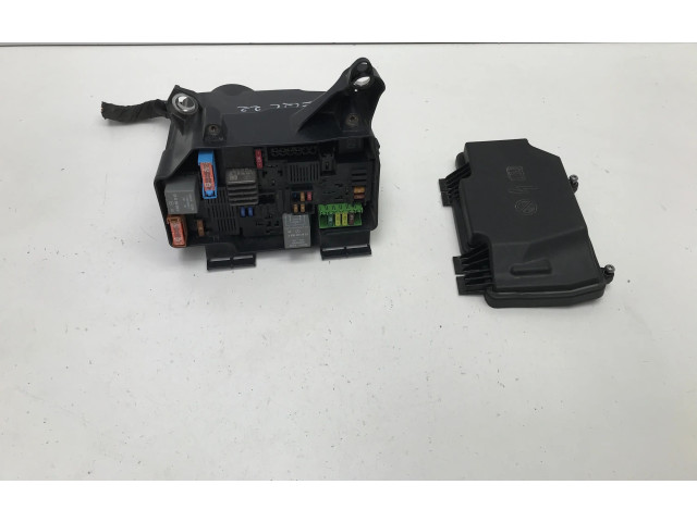 Блок предохранителей  A2055402328, A2135400024   Mercedes-Benz EQC    