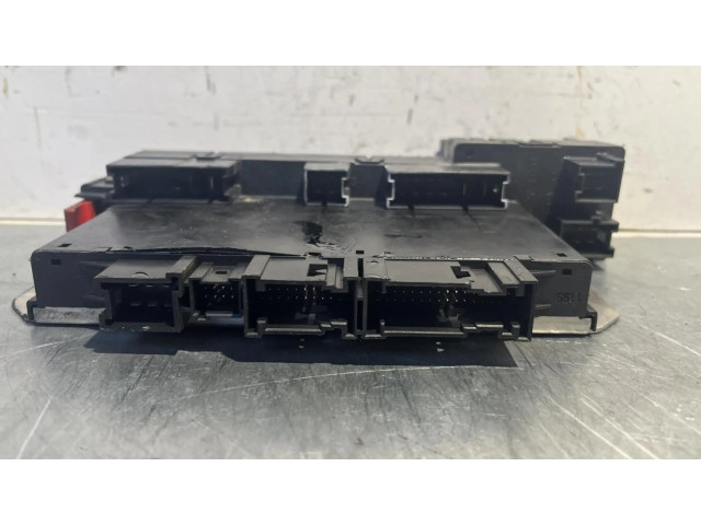   Pojistková skříňka A0275454532   Mercede-Benz S W220 