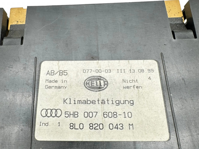 Блок управления климат-контролем 8L0820043M, D770003   Audi A3 S3 8L