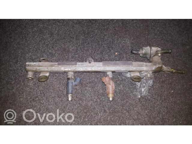 Vstřikovací lišta inp780, inp781   fp3413280   Mazda 626  pro benzínový motor 1.8  