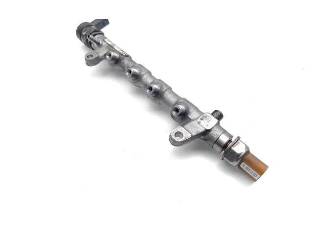 Vstřikovací lišta 03L130089Q, 03L906054   Audi A5 8T 8F    CGLC 