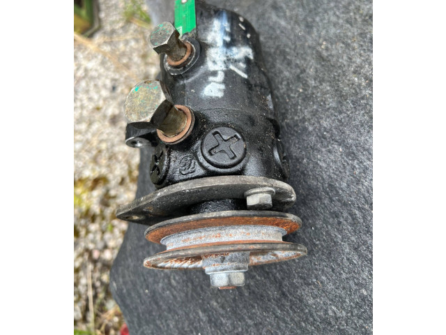 Насос усилителя руля 8601955117   Alfa Romeo 75      