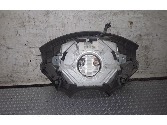 Подушка безопасности водителя P0WC721L8AB   Chrysler Voyager