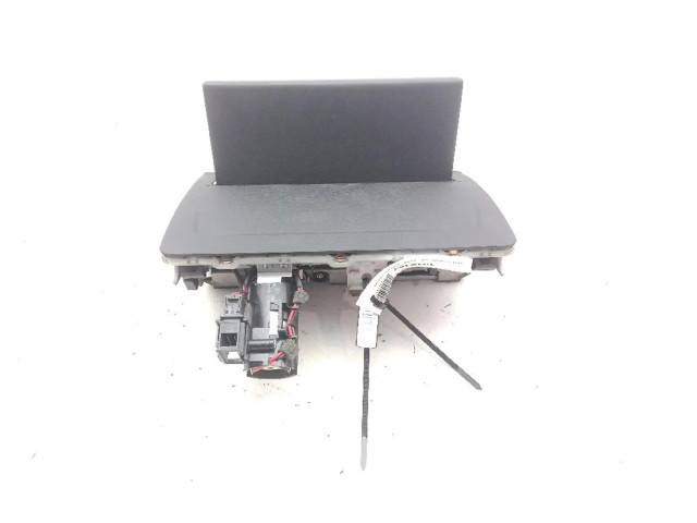 Дисплей    8V0857273P   Audi A3 S3 A3 Sportback 8P