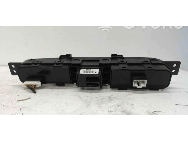   Pojistková skříňka 299128768   KIA Carens III 5170
