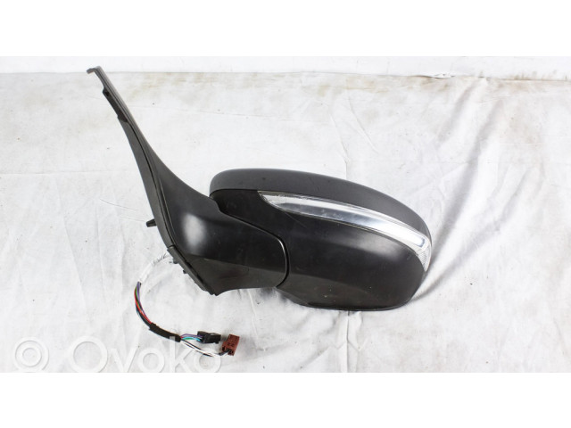 Zpětné zrcátko  Peugeot 208 2015  1611240880, E20211047  