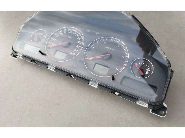 Přístrojová deska  Volvo V70 2006 30746102, 8673802  