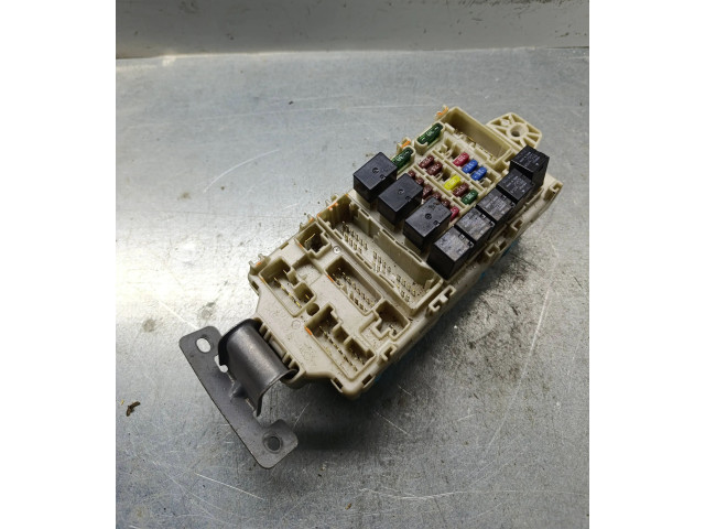 Vstřikovací lišta MR587655   Mitsubishi Grandis     