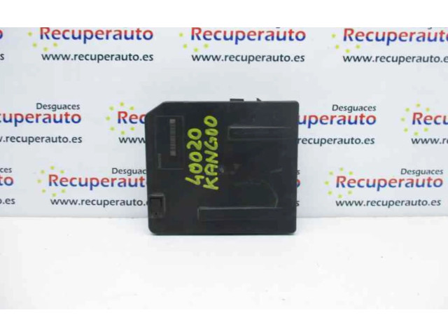   Pojistková skříňka 8200451902   Renault Kangoo  2009