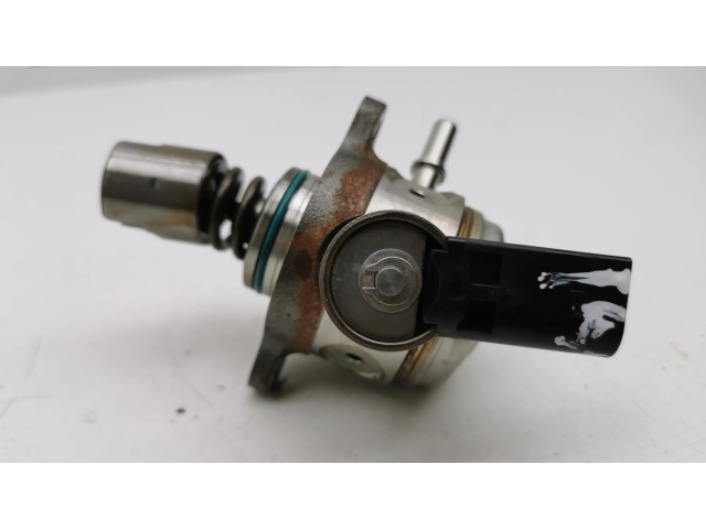 Vstřikovač 0261500443, 05C133320A   Skoda Octavia Mk4  pro benzínový motor 1.0  
