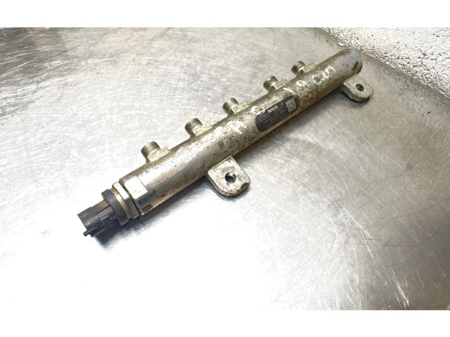 Vstřikovací lišta 55209572, 0445214095   Opel Vectra C     