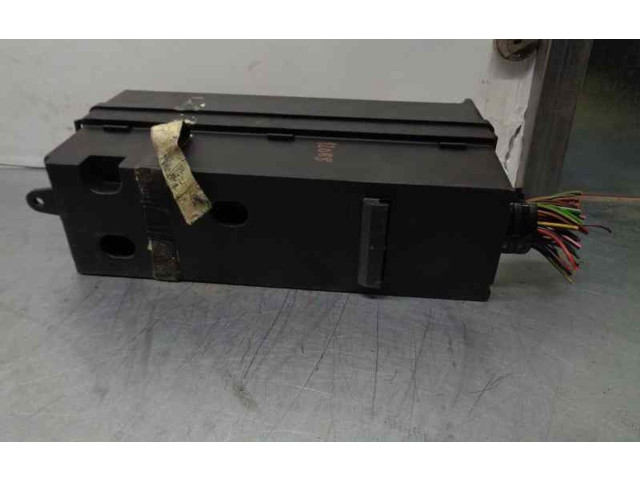 Pojistková skříňka Řídící jednotka BSM 301047600, 490000126   Land Rover Range Rover Sport L320 2005