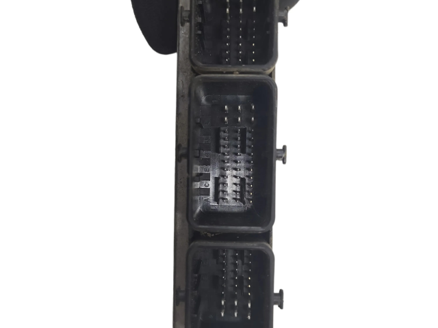 Řídící jednotka 9644235680, 216470721   Peugeot 206 2004