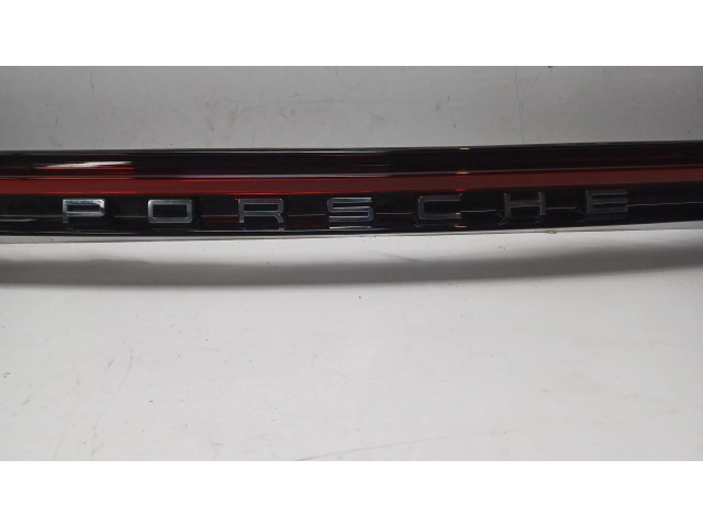 Задний фонарь  95B945308    Porsche Macan   2019- года