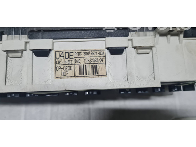 Pojistková skříňka Спидометр (приборный щиток) 30819871, 30822392   Volvo S40, V40 1997