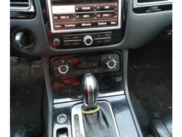Блок АБС    Volkswagen  Touareg II  2010 - 2018 года