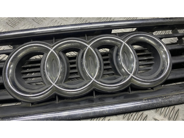 Передняя решётка Audi A6 S6 C4 4A 1994-1997 года 4A0853651C      