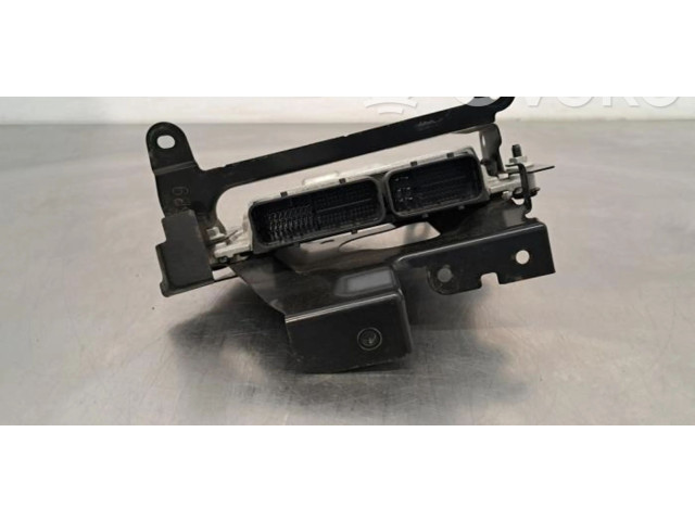Řídící jednotka PX4318881   Mazda MX-5 ND 2020