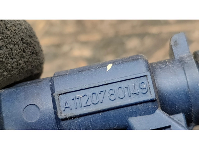 Vstřikovač A1120780149   Mercedes-Benz ML W163  pro benzínový motor 3.2  