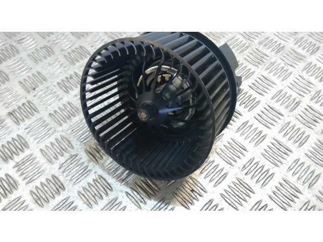 Вентилятор печки    AV6N18456DA   Ford Focus