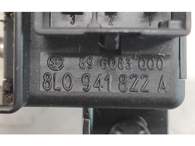 Рулевая рейка  Блок предохранителей 8L0941822A, 896083000   Audi A8 S8 D2 4D 1994 - 2002 года
