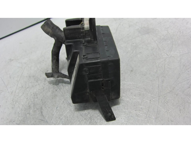 Блок предохранителей 9120625031   Hyundai Accent    