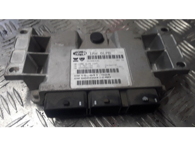 Řídící jednotka 9660942580   Peugeot 607 2005