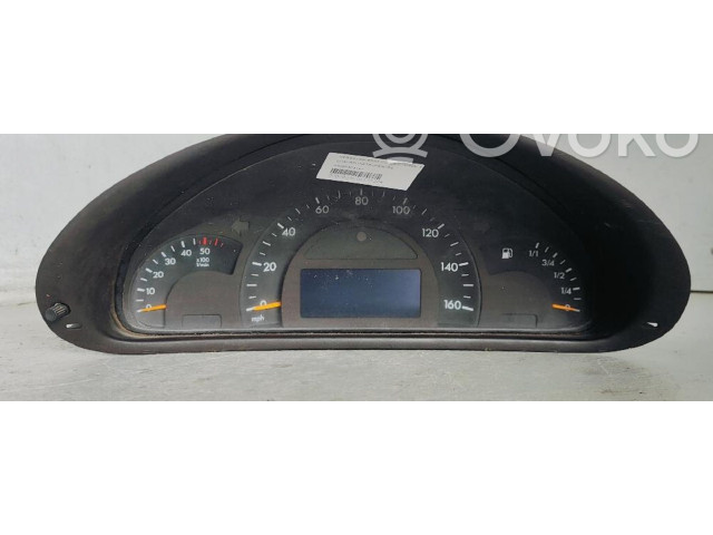 Přístrojová deska  Mercedes-Benz C W203 2001 A2035403147  
