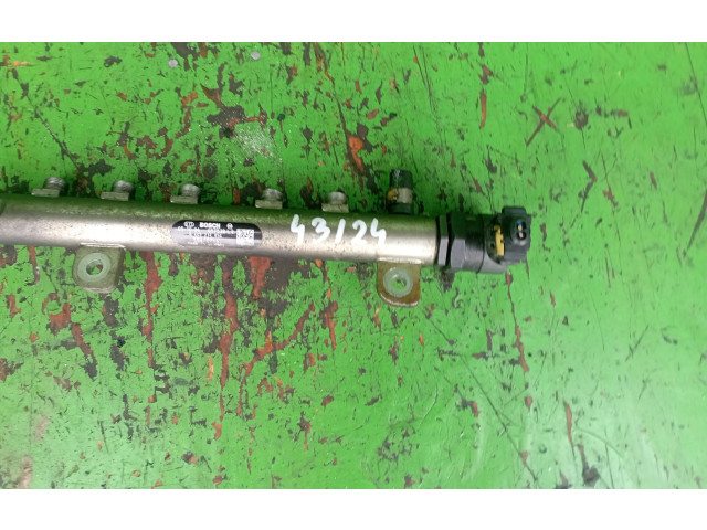 Топливная рампа 55200266   Saab 9-3 Ver2   для двигателя 706908