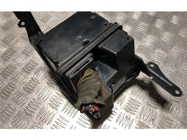 Блок предохранителей  5243290   Saab 9-5    