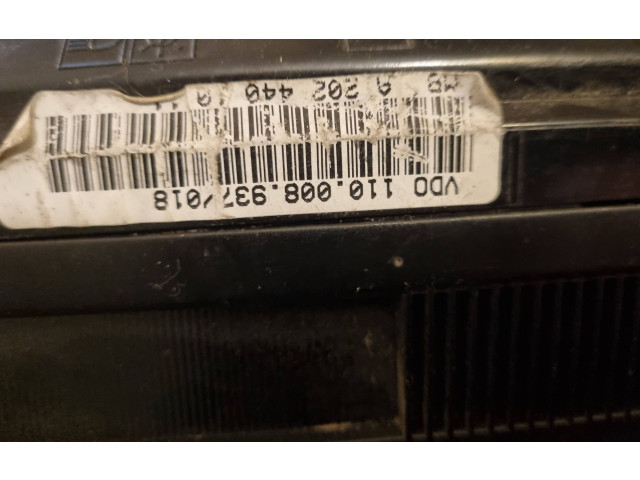 Панель приборов A20244010, 110008937018   Mercedes-Benz C W202       