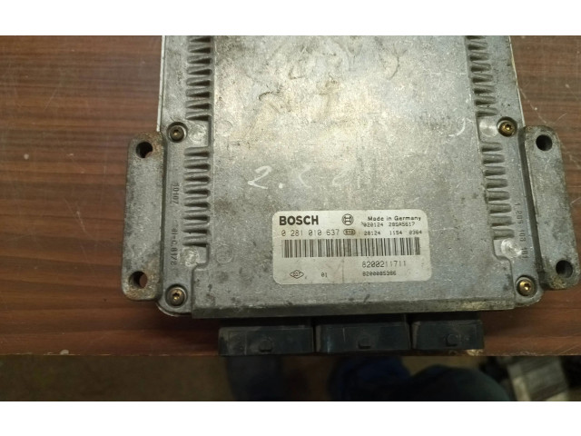 Блок управления двигателя 0281010637, 8200211711   Renault Vel Satis