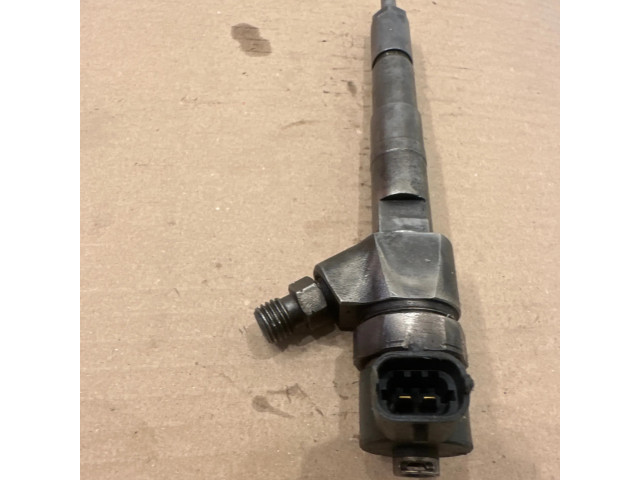 Vstřikovač 0445110111   Alfa Romeo 156  pro naftový motor 2.4  