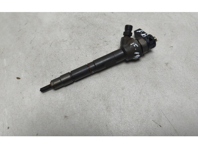 Форсунка 03L130277J    Volkswagen Tiguan   